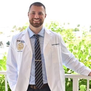 Meet your Posher, Heath